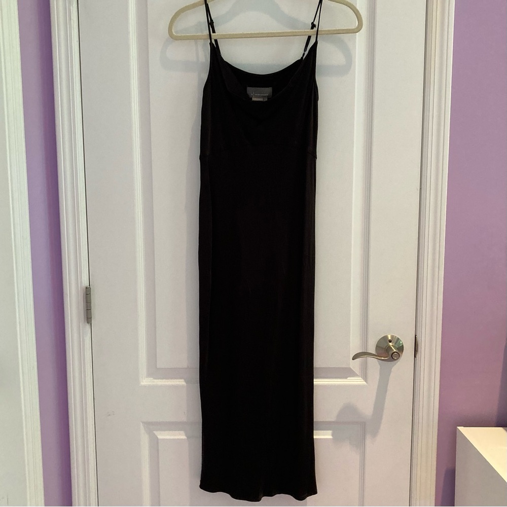 🎉Dress Sale🎉 Anthropology Black Silky Midi Dress